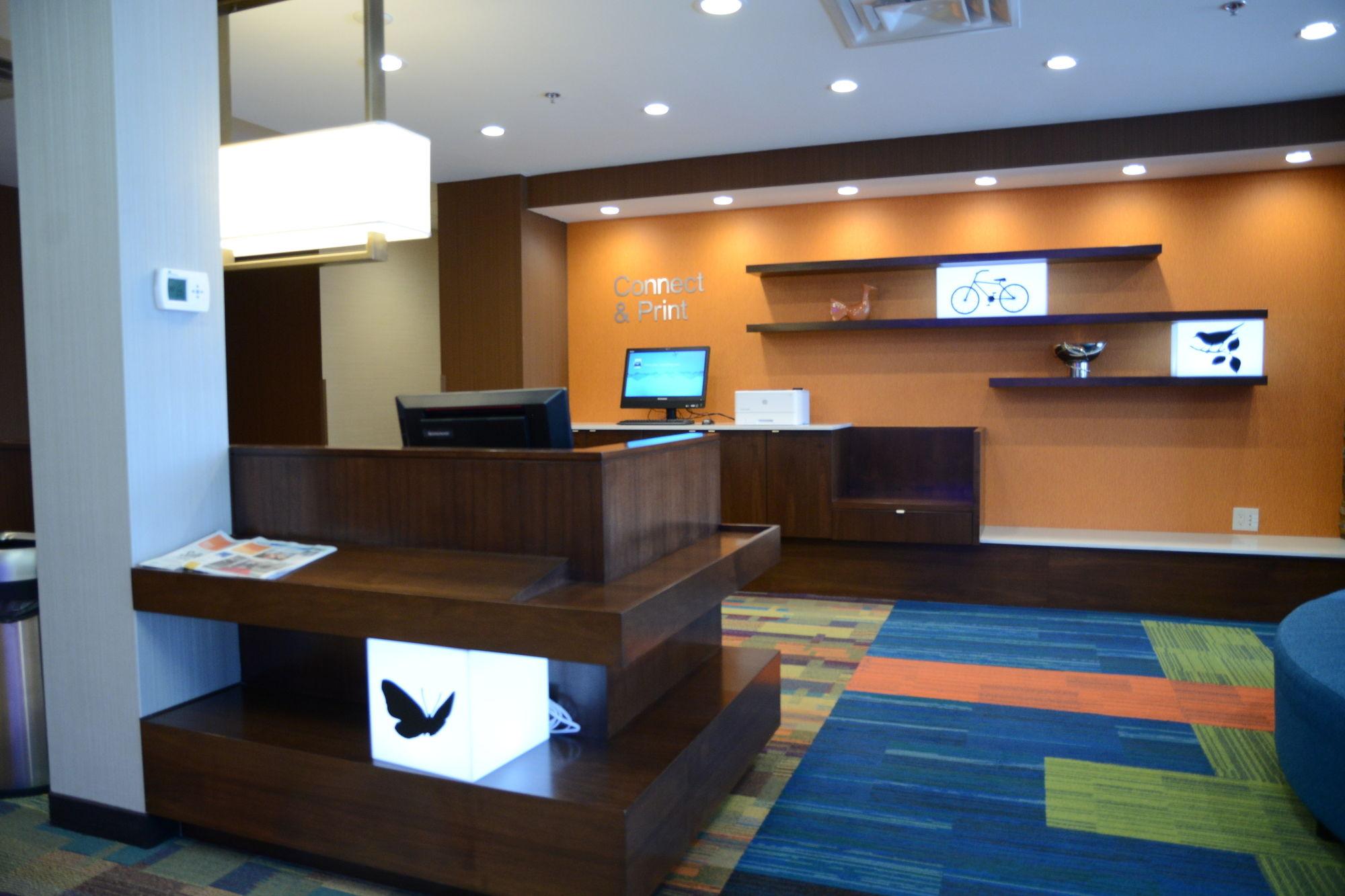Fairfield Inn & Suites By Marriott Edmonton North Exterior photo